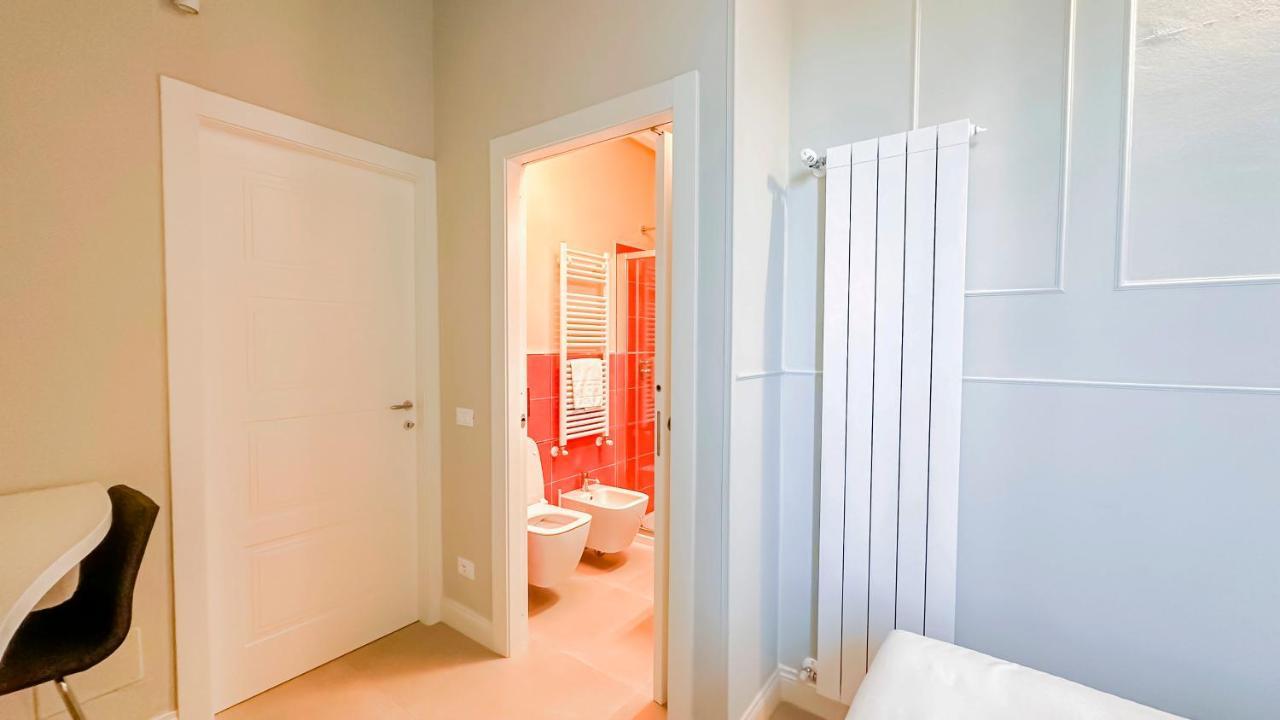 Alighieri Boutique Apartment Firenze Bagian luar foto